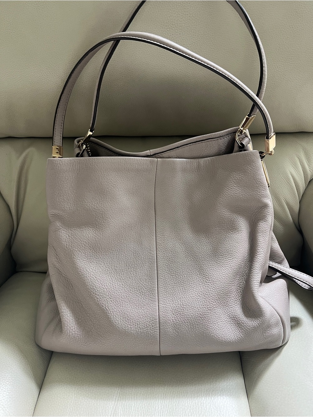 Coach Madison Phoebe Pebbled Leather Shoulder Bag in Light Gray nwot